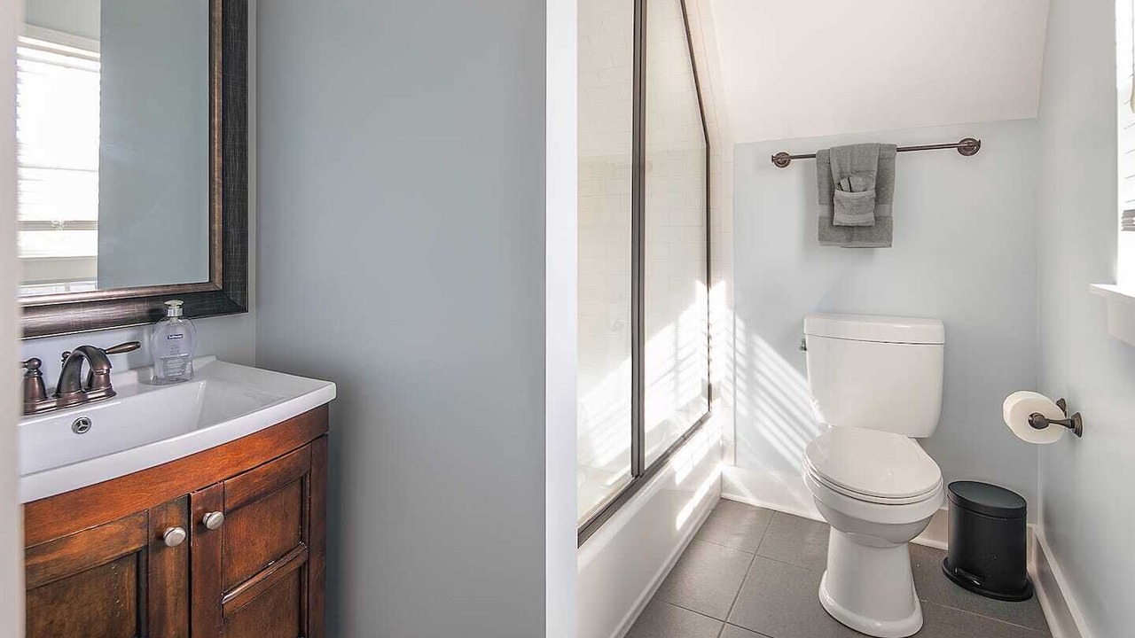 Photo of Bathroom in Mountainbrook