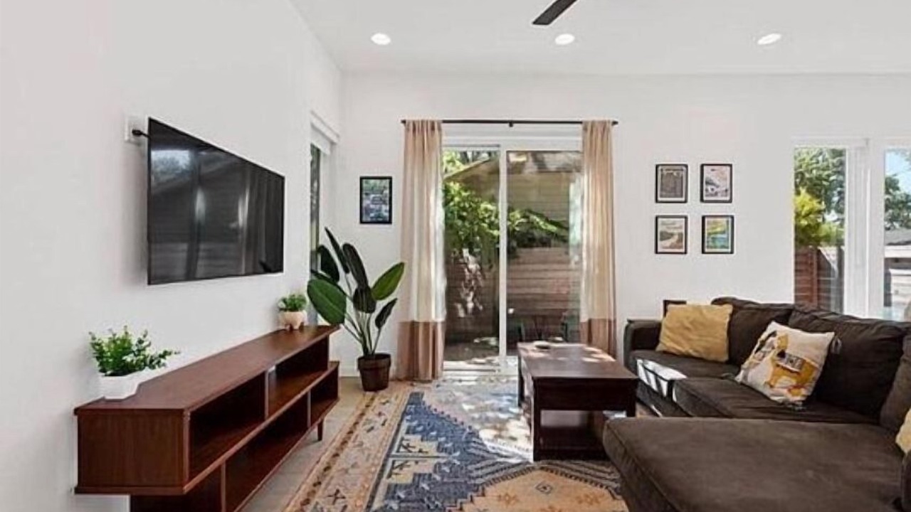 Photo of Livingroom in Cherrywood