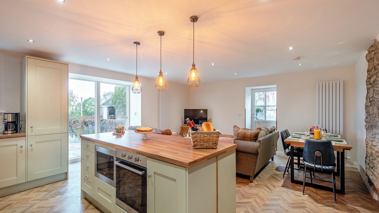 Photo of Others in Ayr