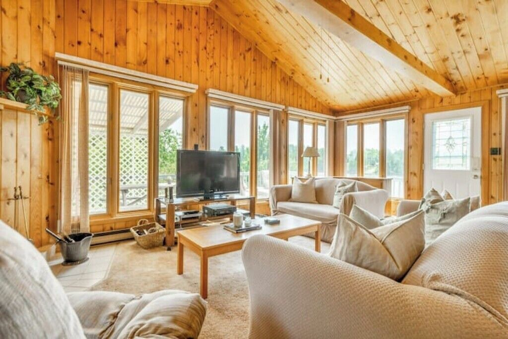 Photo of Livingroom in Golden Valley