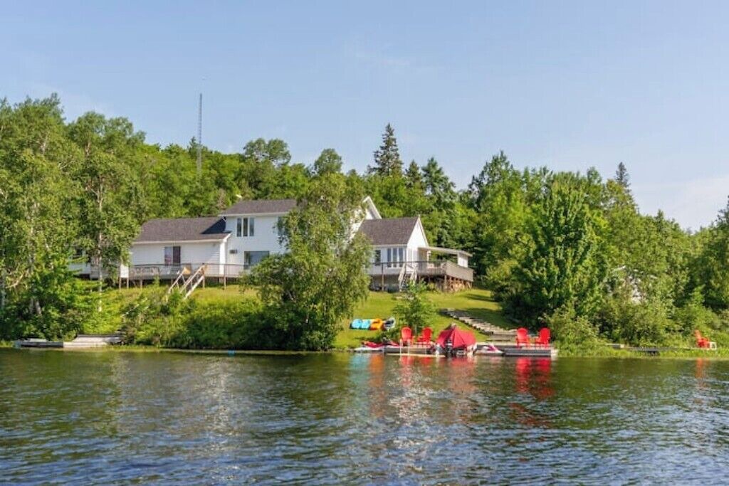 Photo of Outdoor in Golden Valley