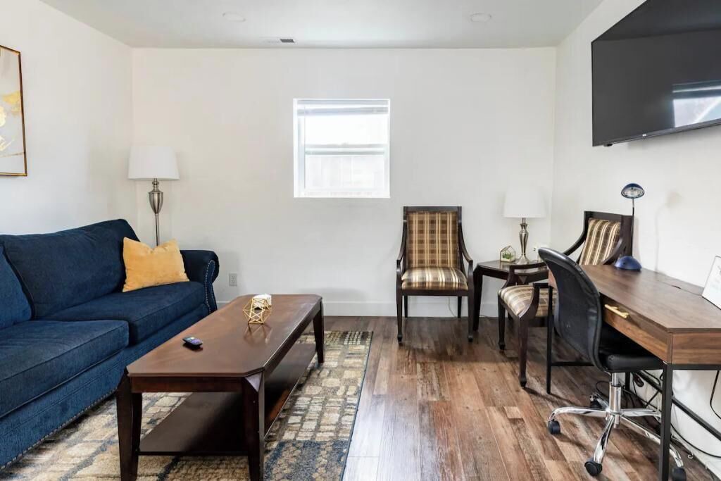 Photo of Livingroom in Sandy