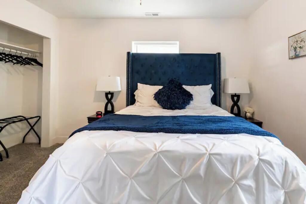 Photo of Bedroom in Sandy