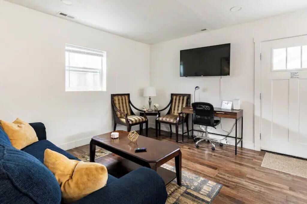 Photo of Livingroom in Sandy