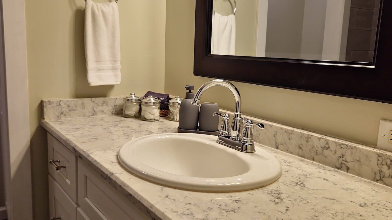 Photo of Bathroom in Oak Harbor