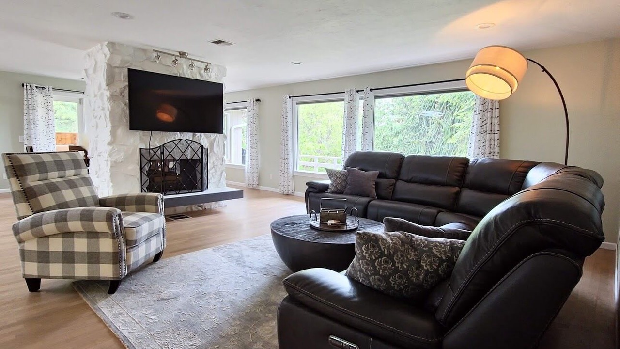Photo of Livingroom in Oak Harbor