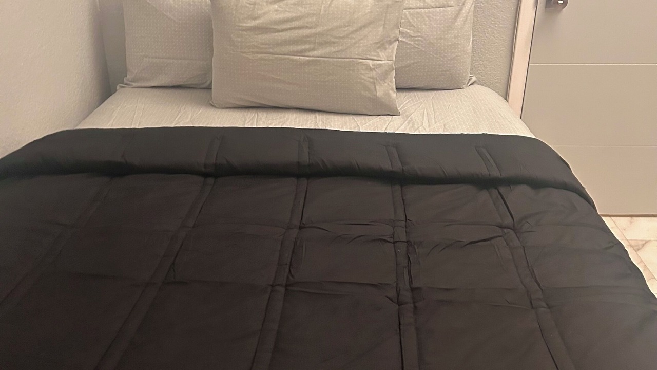Photo of Bedroom in Miami Lakes