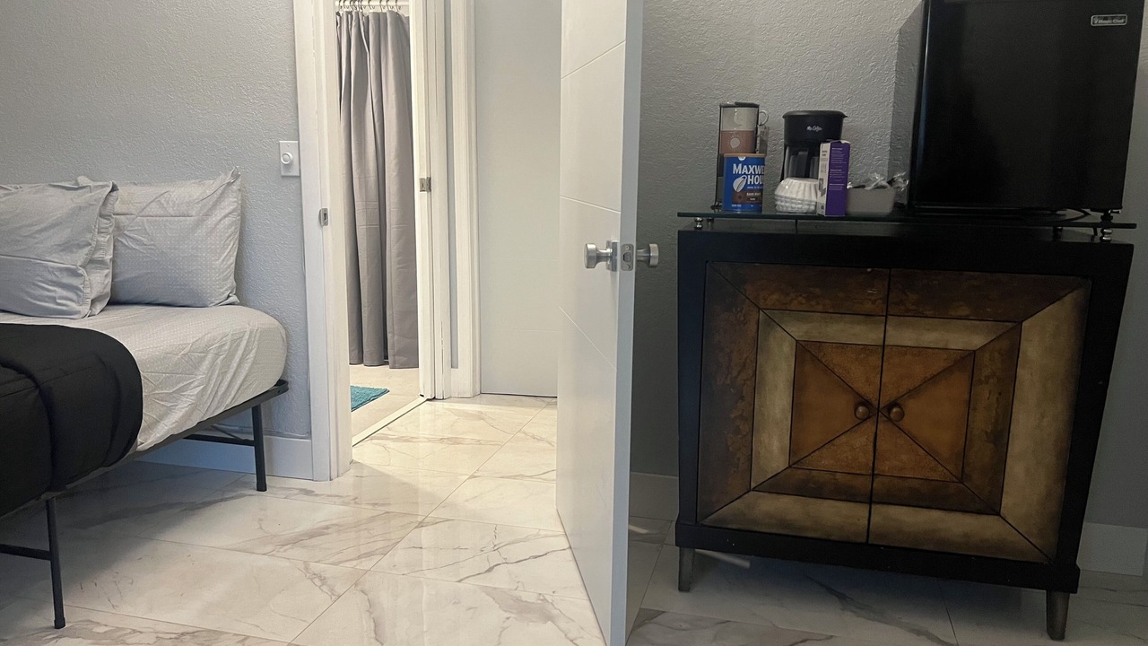 Photo of Bedroom in Miami Lakes