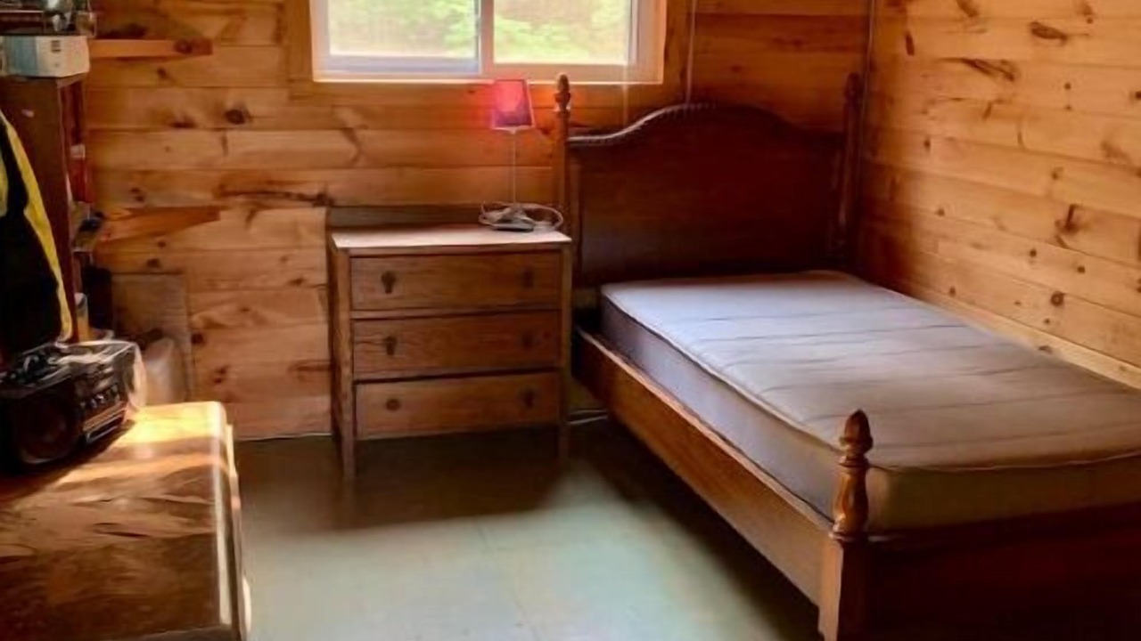 Photo of Bedroom in Golden Valley