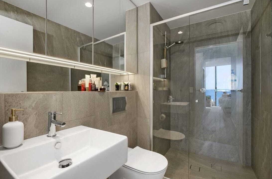 Photo of Bathroom in Broadbeach
