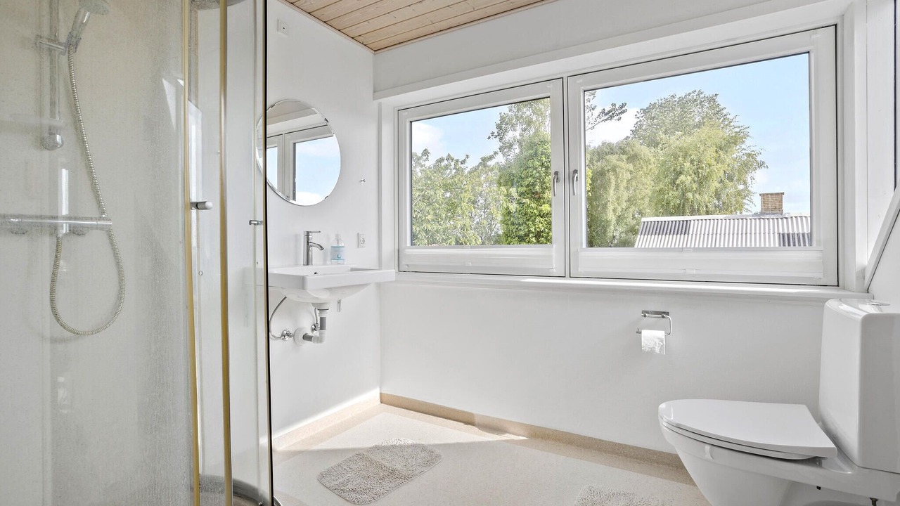Photo of Bathroom in Roslev