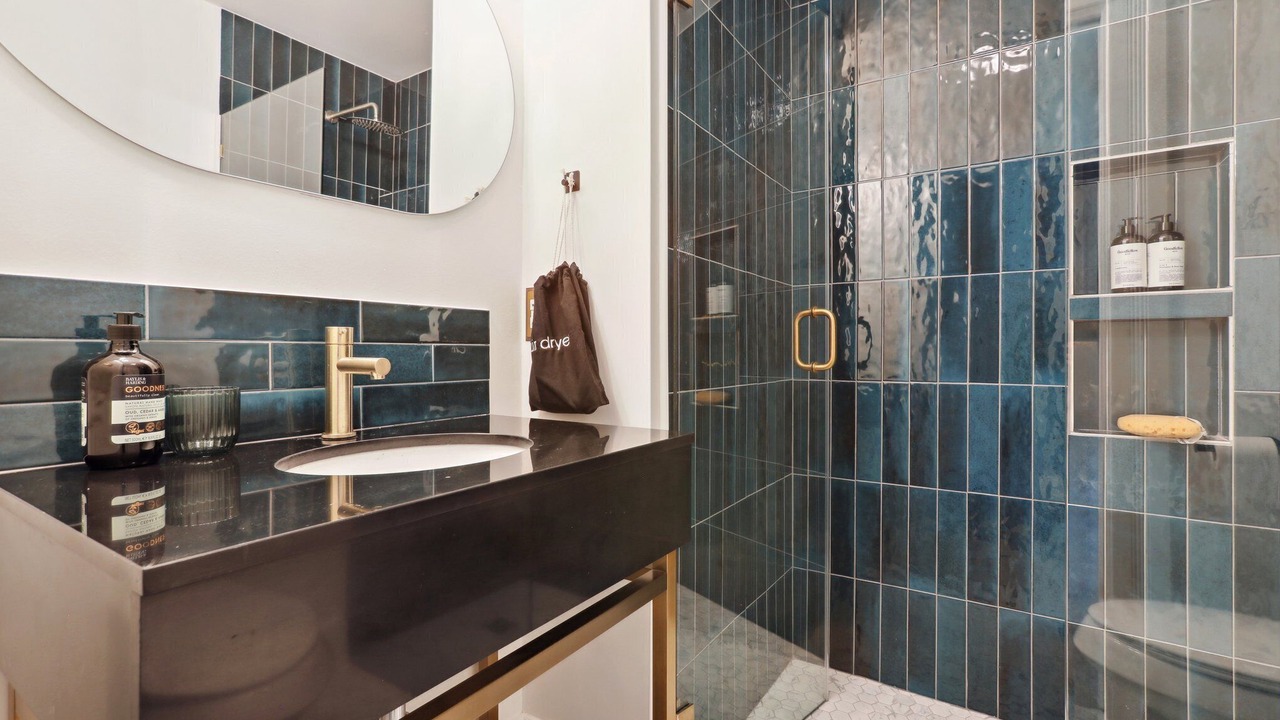 Photo of Bathroom in Elgin