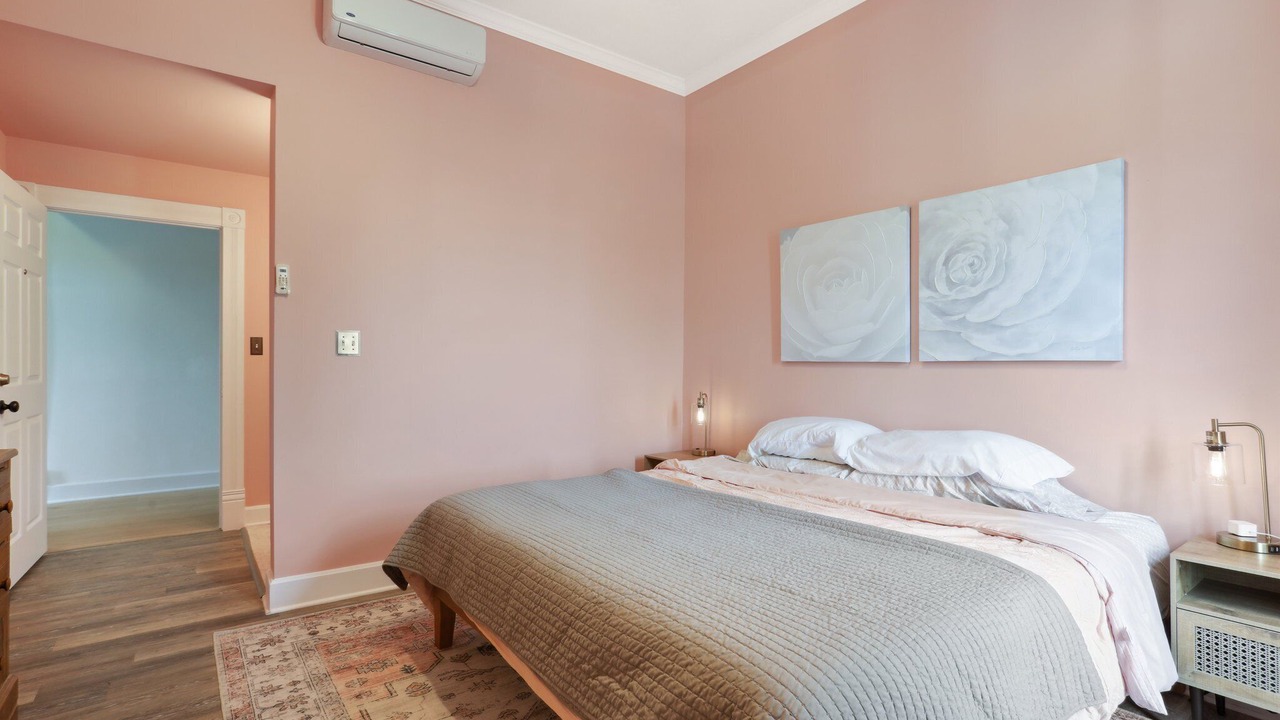 Photo of Bedroom in Elgin