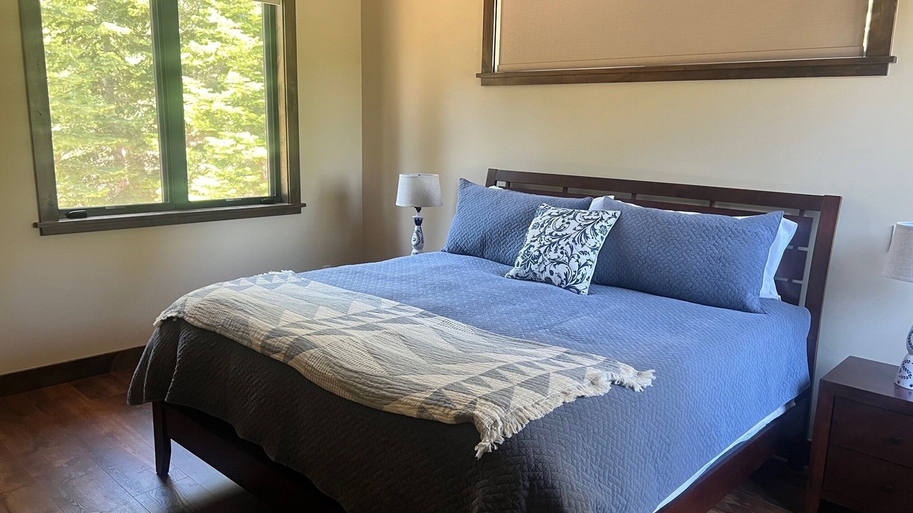 Photo of Bedroom in Ponderosa Palisades