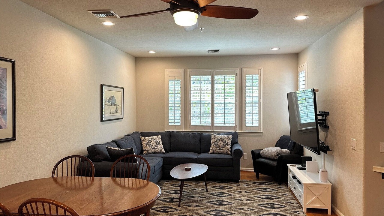 Photo of Livingroom in Rohnert Park