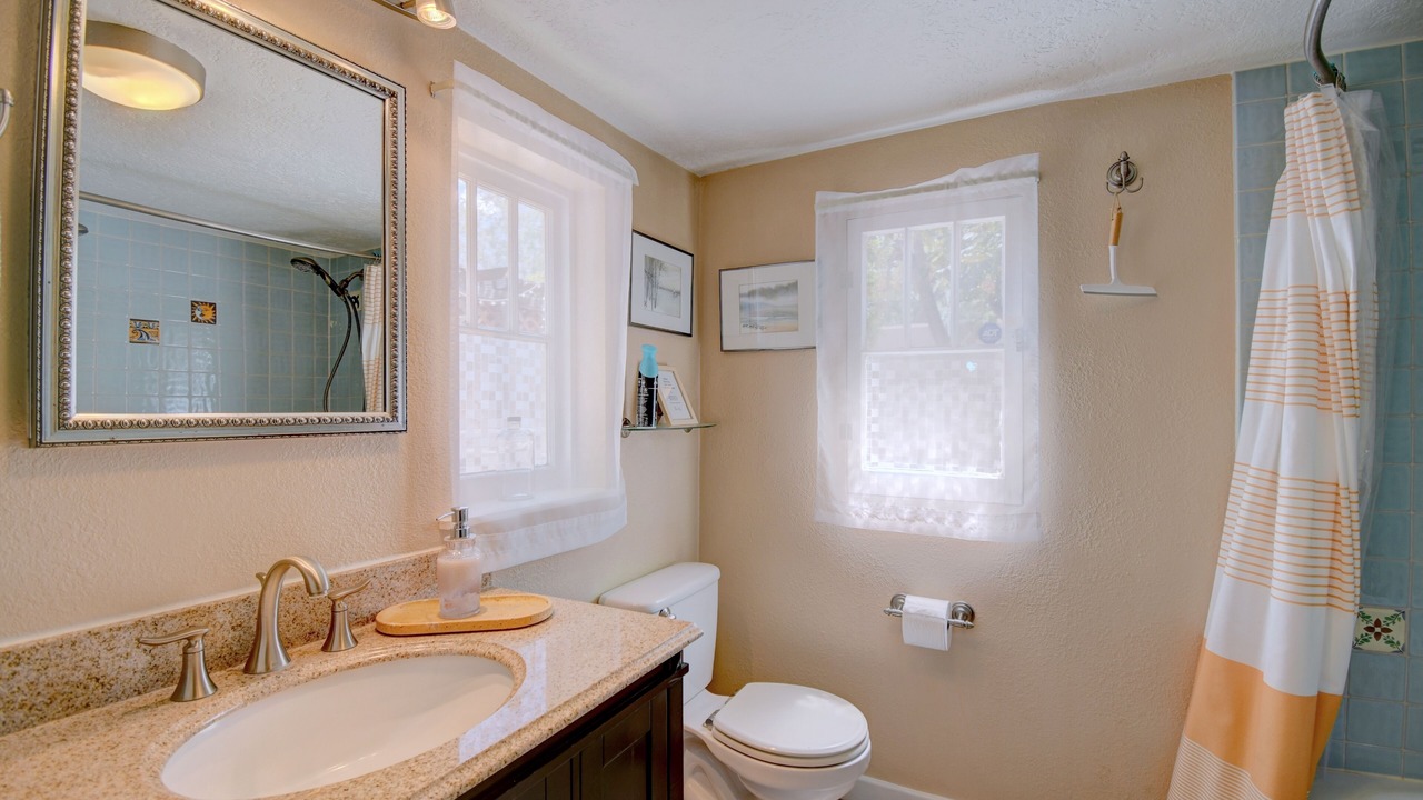 Photo of Bathroom in Downtown Albuquerque