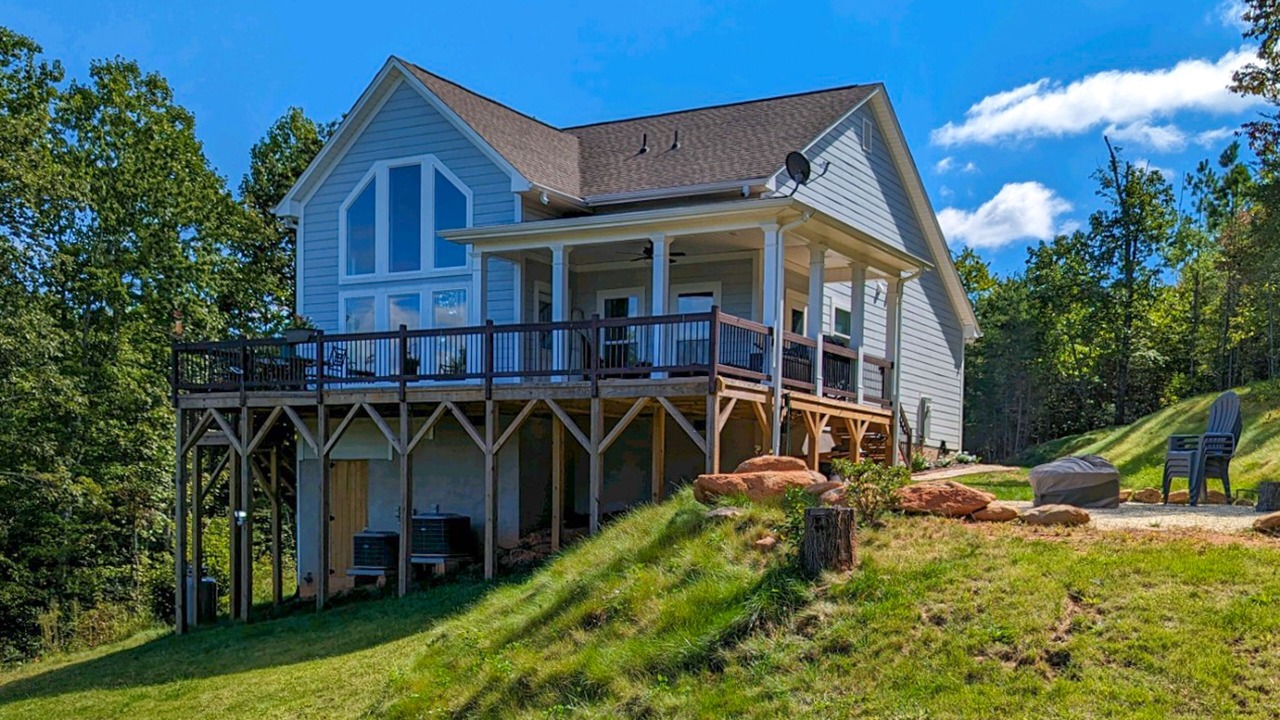 Photo of Outdoor in Lake Lure