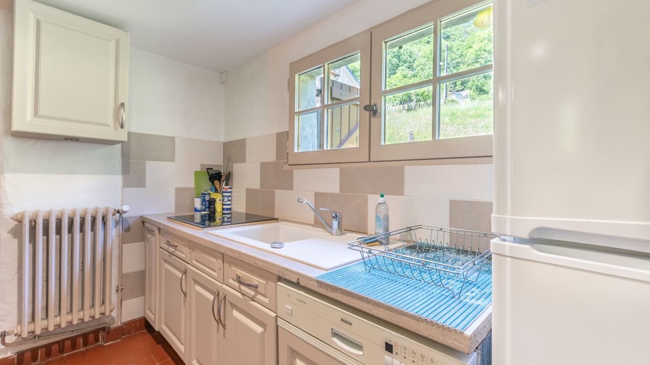 Photo of Kitchen in Campan