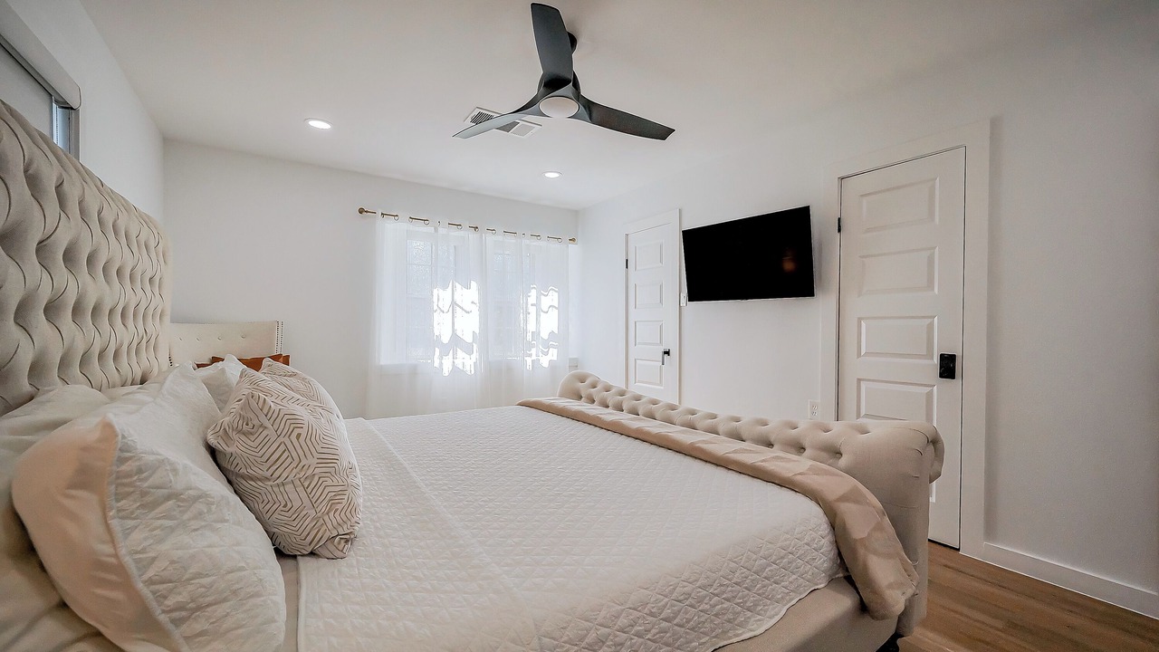 Photo of Bedroom in Spring