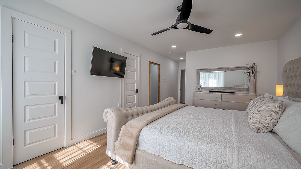 Photo of Bedroom in Spring