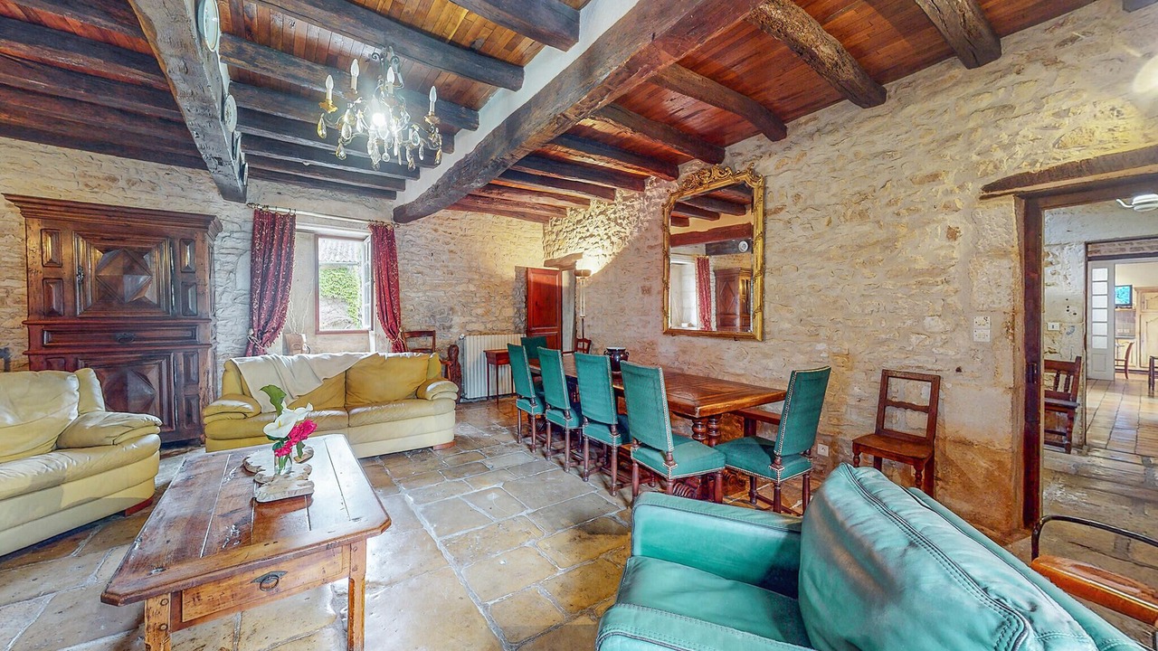 Photo of Bedroom in Couhe