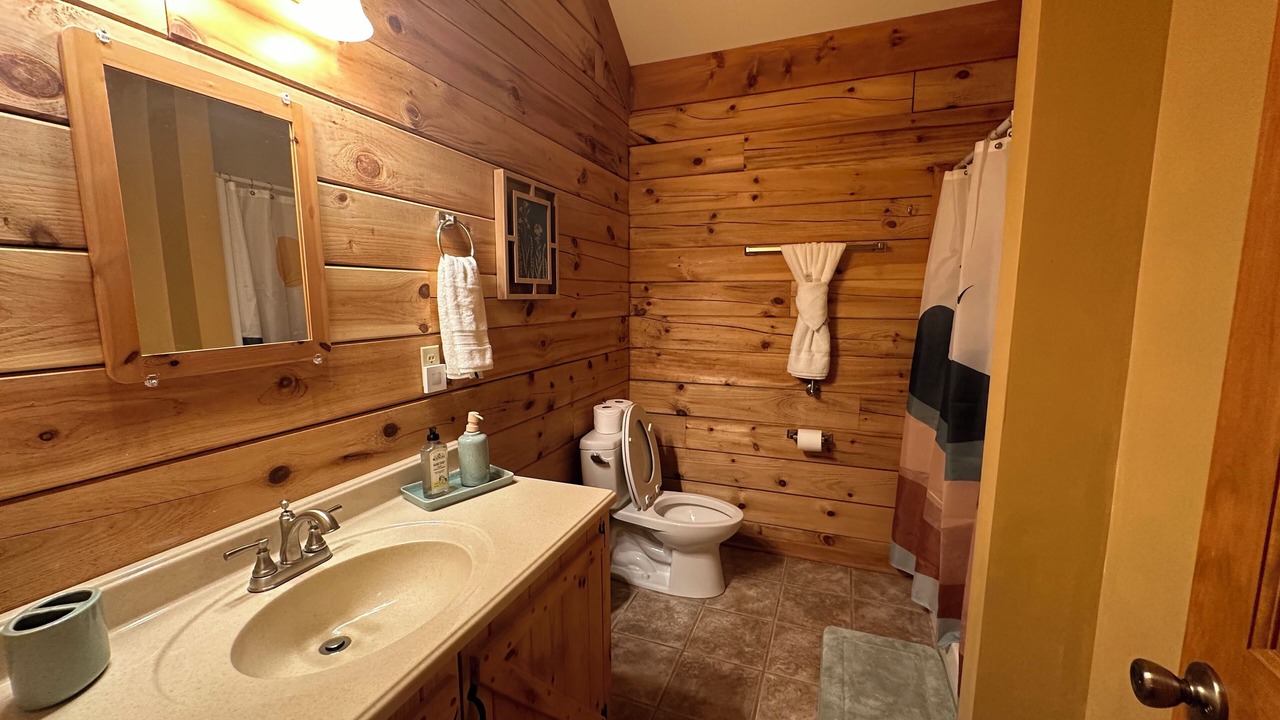 Photo of Bathroom in Stanardsville