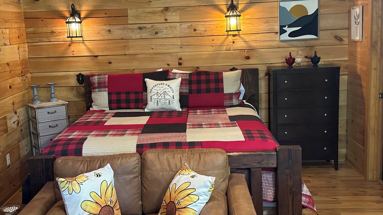 Photo of Bedroom in Stanardsville