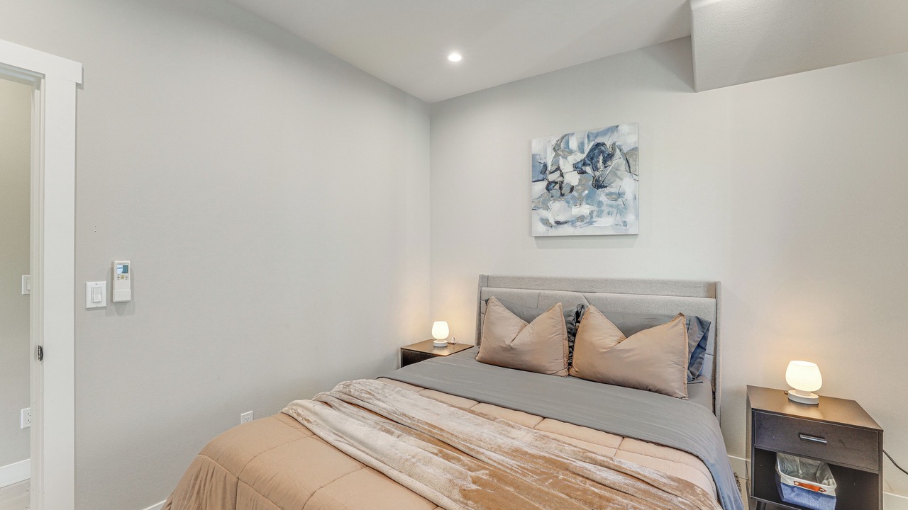 Photo of Others in Ferndale