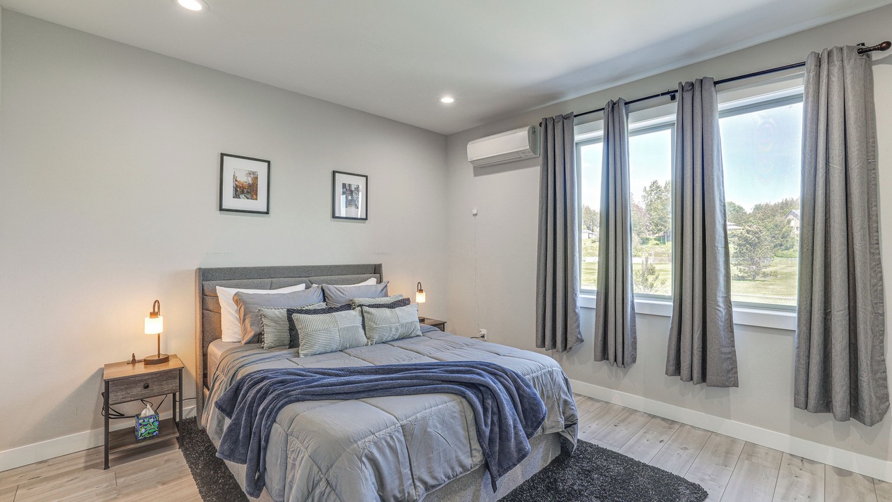 Photo of Others in Ferndale