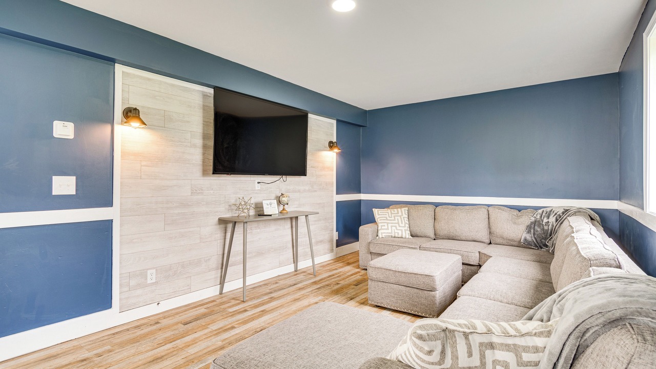Photo of Bedroom in Oswego