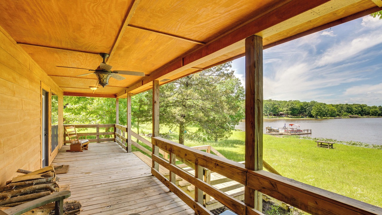 Photo of Patio Balcony in Fort Towson