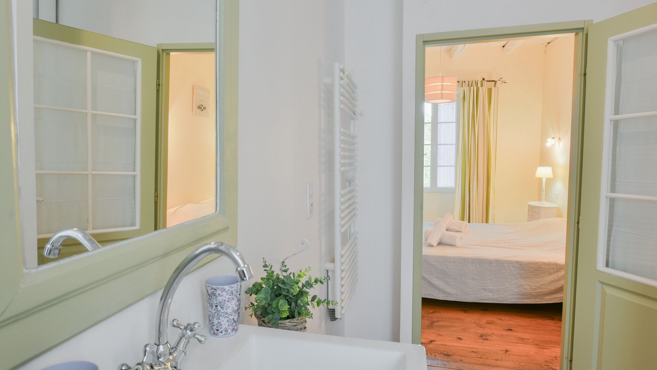 Photo of Bathroom in Degagnac