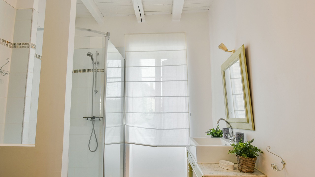 Photo of Bathroom in Degagnac