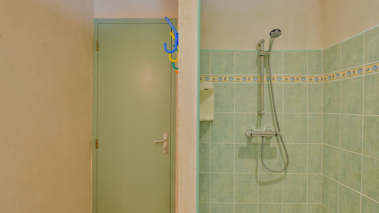 Photo of Bathroom in Degagnac