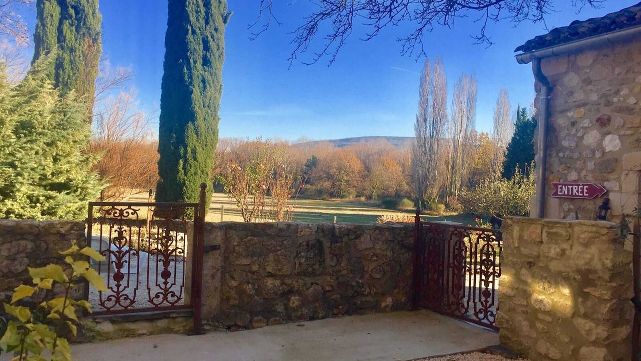 Photo of Others in Valaurie