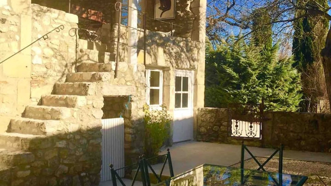 Photo of Others in Valaurie