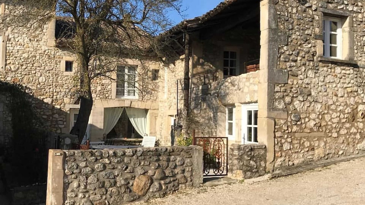 Photo of Others in Valaurie