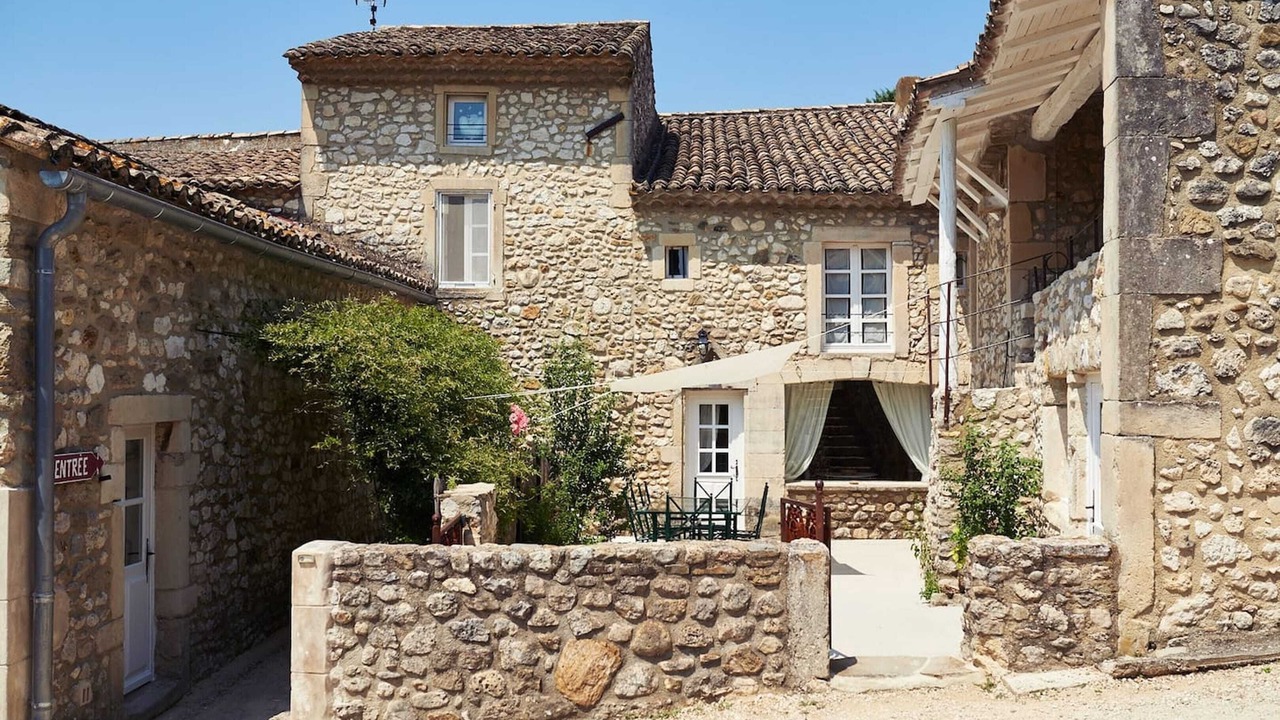 Photo of Others in Valaurie