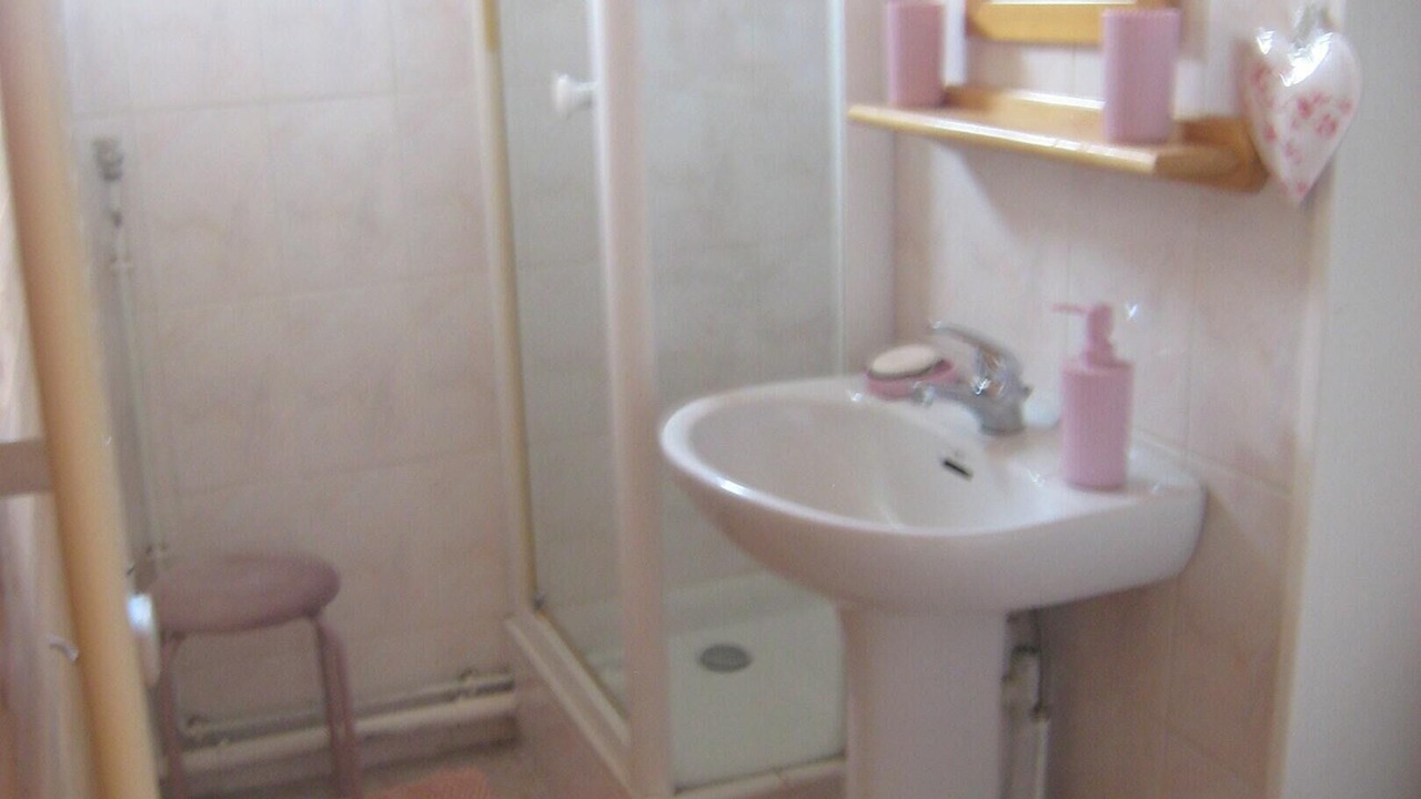 Photo of Bathroom in Bernex