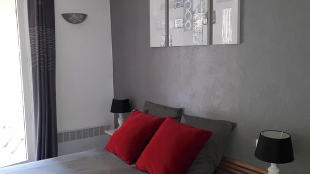 Photo of Others in Mons