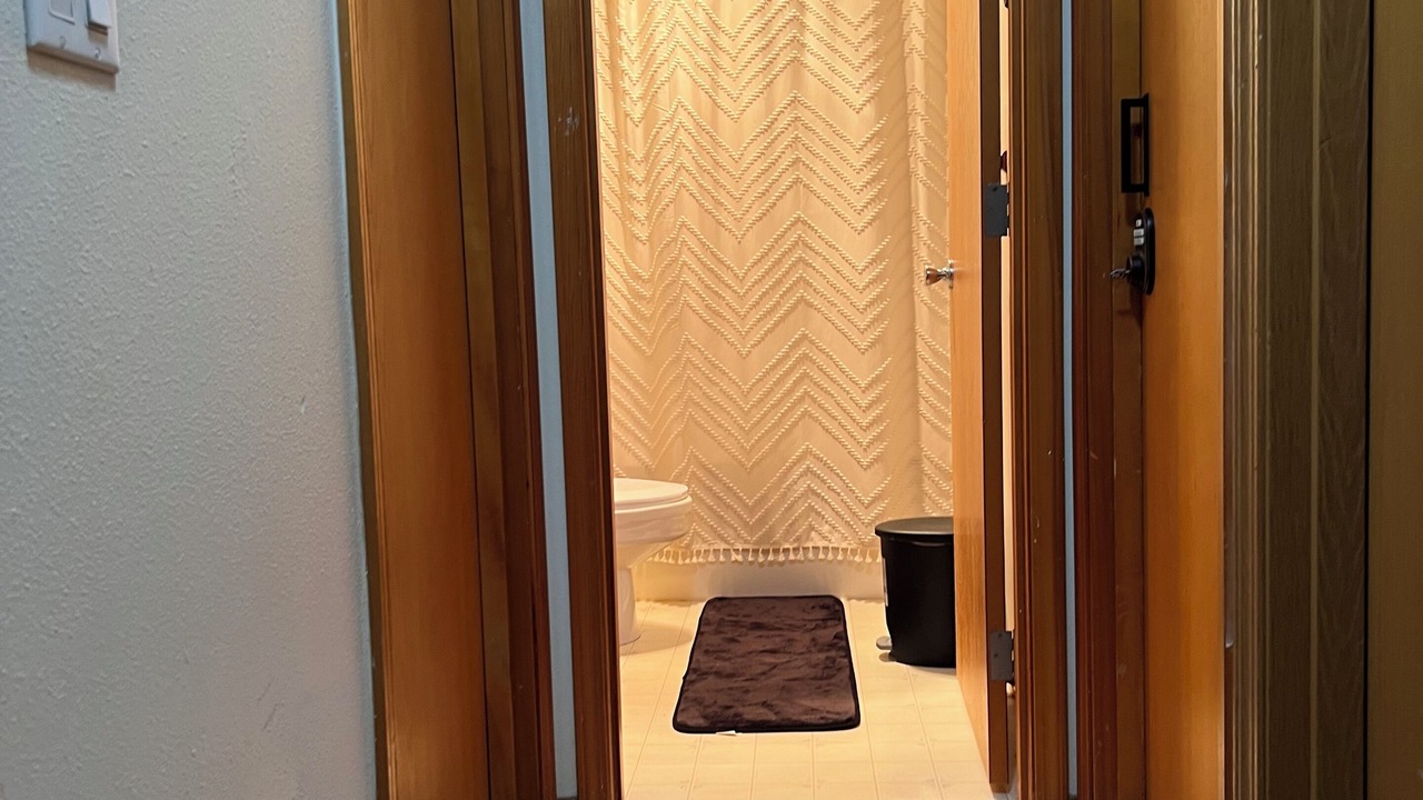 Photo of Bathroom in Dupont