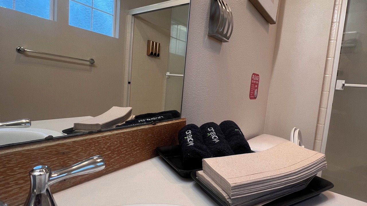 Photo of Bathroom in Dupont