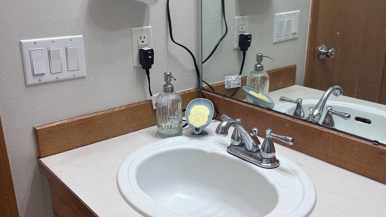 Photo of Bathroom in Dupont