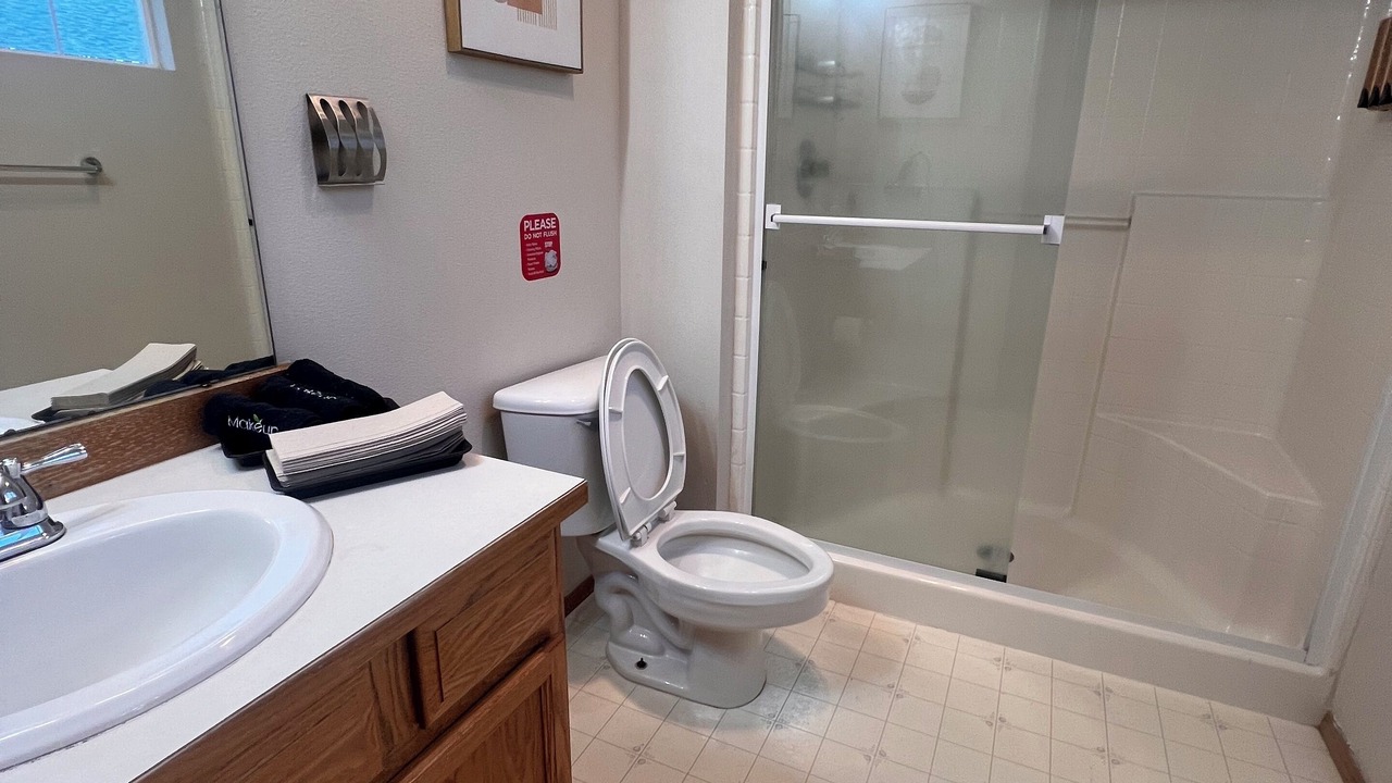 Photo of Bathroom in Dupont