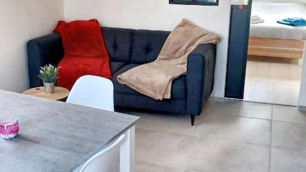 Photo of Others in Publier