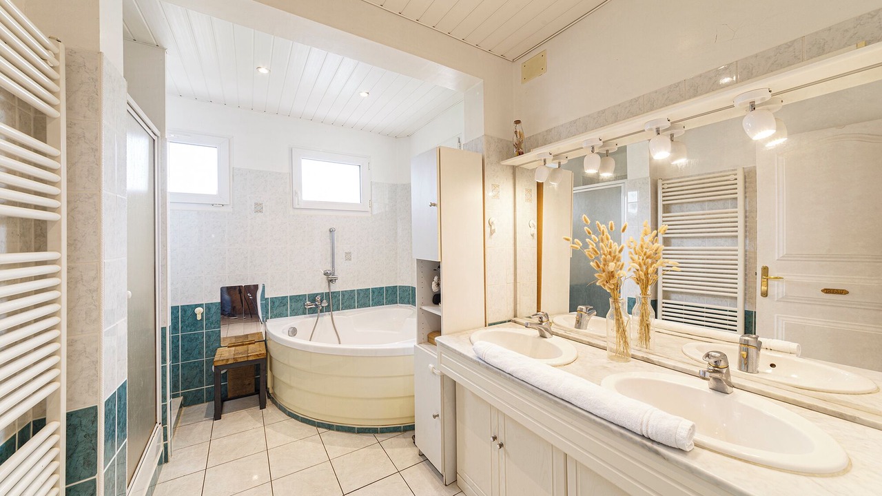 Photo of Bathroom in Cancale