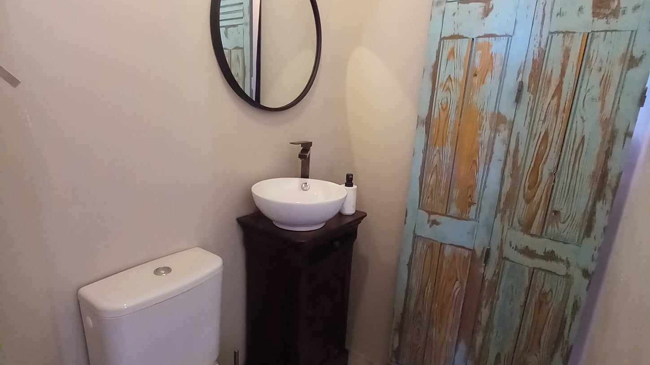 Photo of Bathroom in Saint-Quentin-la-Poterie