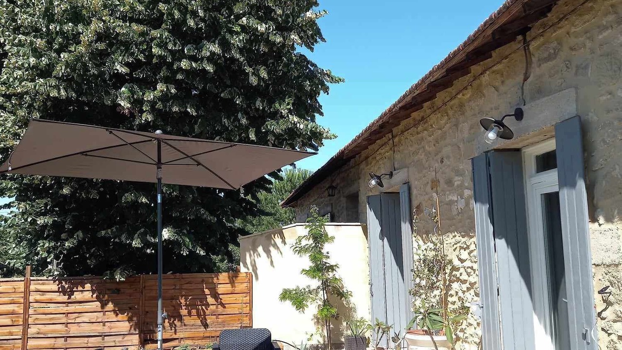 Photo of Patio Balcony in Saint-Quentin-la-Poterie