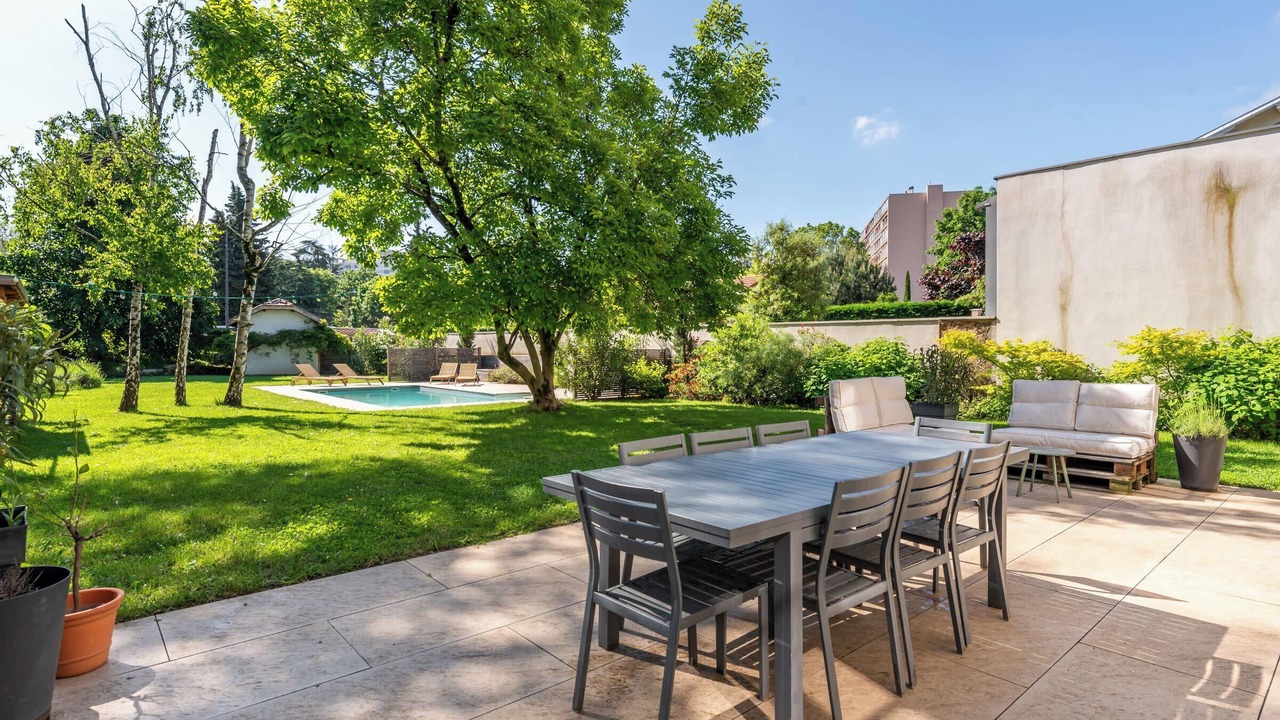 Photo of Outdoor in La Demi - Lune