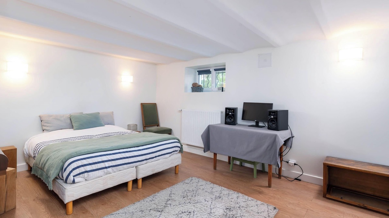 Photo of Bedroom in La Demi - Lune